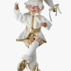 Festive Elf Holiday Decor in White and Gold